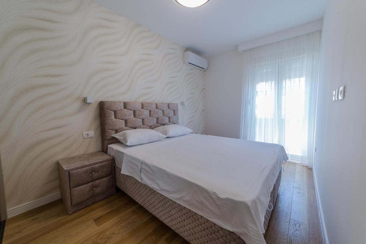 Apartments Centrale 28 Подгорица Екстериор снимка