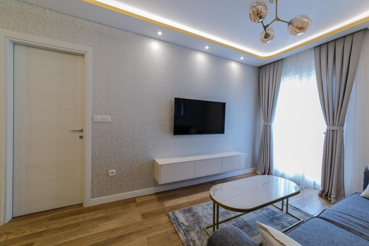 Apartments Centrale 28 Подгорица Екстериор снимка