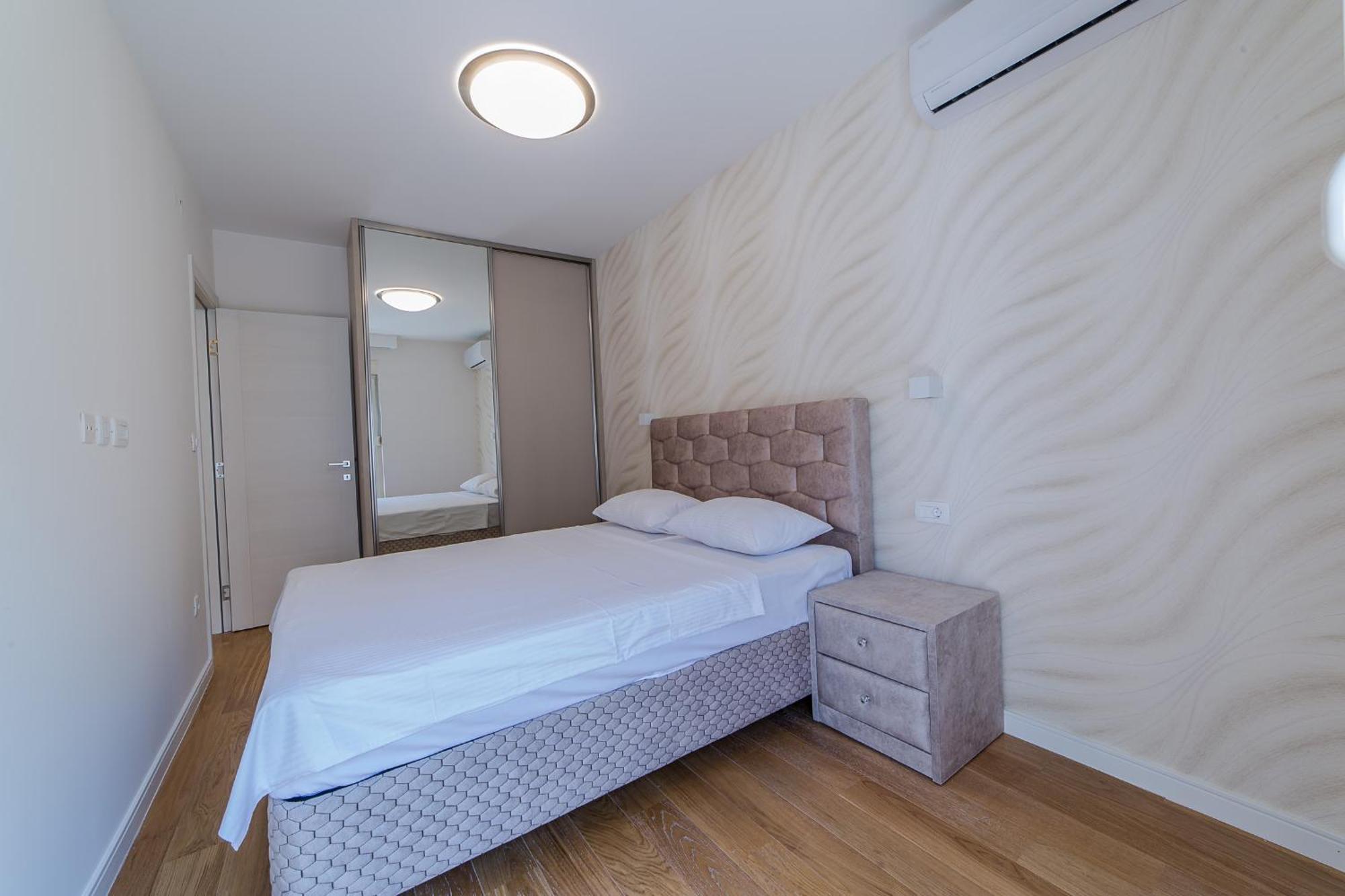 Apartments Centrale 28 Подгорица Стая снимка